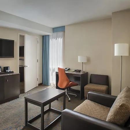 Courtyard By Marriott Manhattan/chelsea