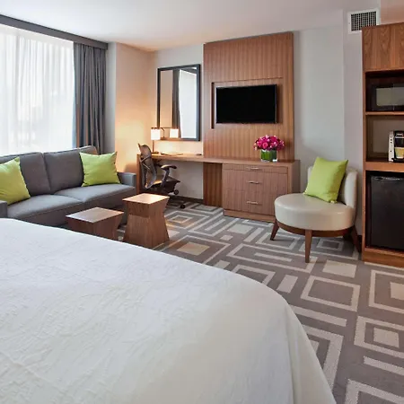 Hilton Garden Park South-midtown West 3*