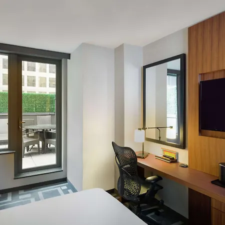 Hilton Garden Park South-midtown West Hotel 3*