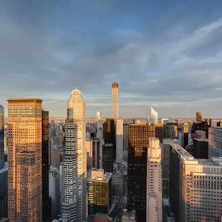 Courtyard By Marriott Manhattan/central Park Hotel