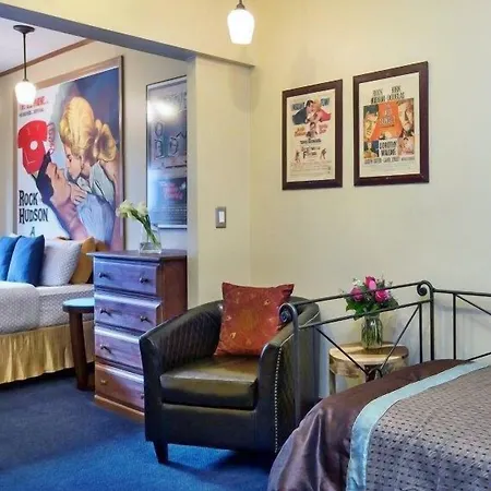 Chelsea Pines Hotel