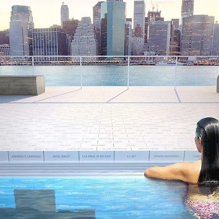 Hotel East Village 3*