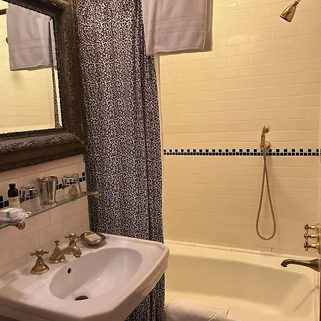 The At Irving Place Hotel 4*