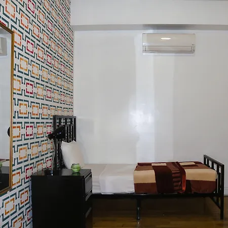 Ny Moore Hostel *