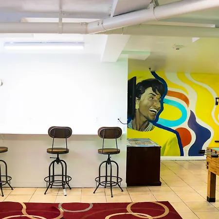 Ny Moore Hostel New York
