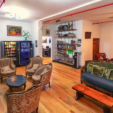 Ny Moore Hostel