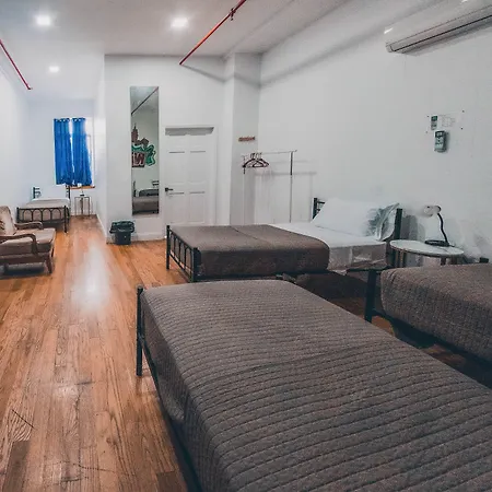 Ny Moore Hostel New York