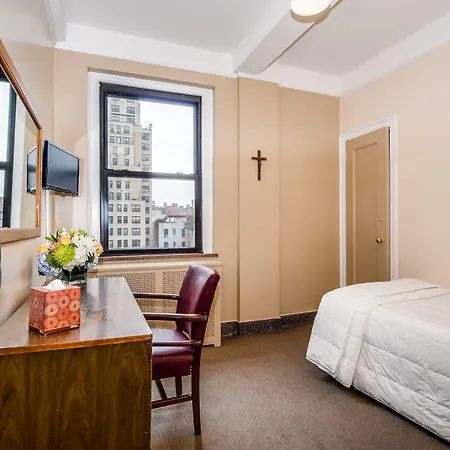 Leo House 3* New York