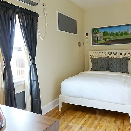Henry Norman (adults Only) 4*