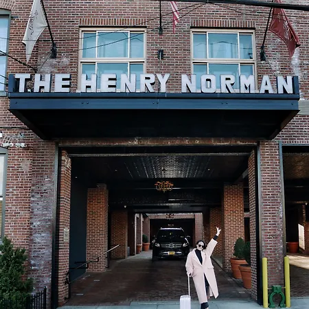 Henry Norman (adults Only) 4*