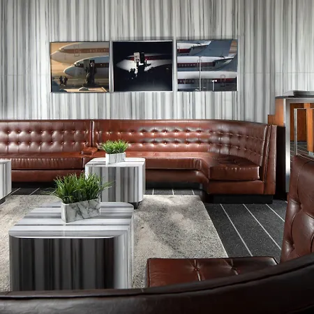 6 Columbus Park Hotel