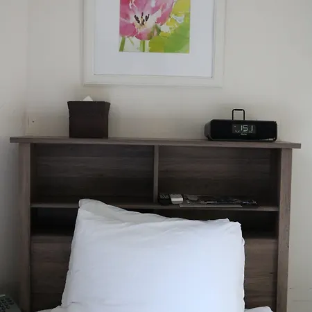 Midtown West Hotel