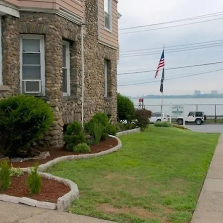 Harbor House New York