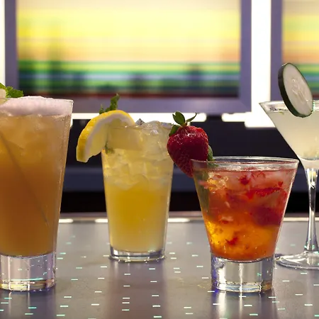 Hotel Aloft By Marriott Manhattan Downtown - Financial District New York