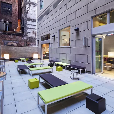 Aloft By Marriott Manhattan Downtown - Financial District Hotel New York