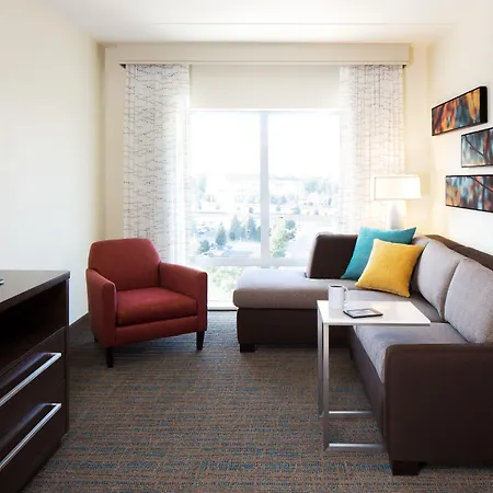 By Marriott The Bronx At Metro Center Atrium Hotel New York