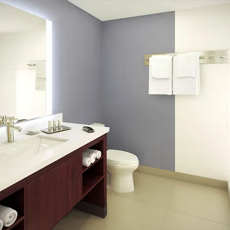 By Marriott The Bronx At Metro Center Atrium New York