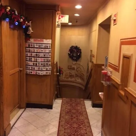 St Marks Hotel 2*