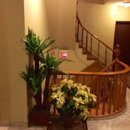 Hotel St Marks 2*