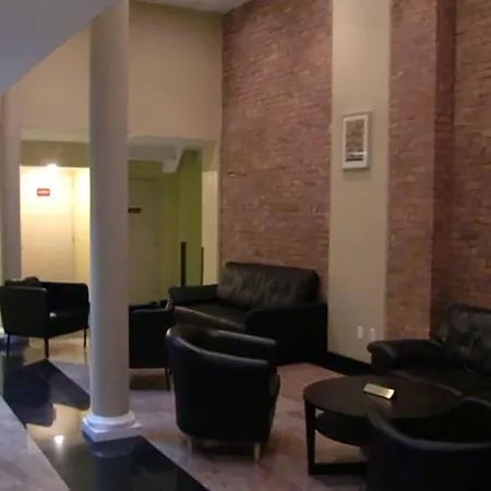 Macy Empire Apartment New York