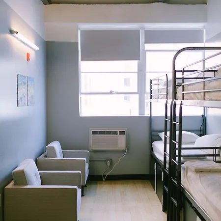 The Local Ny Hostel *