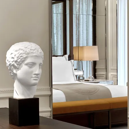 Baccarat And Residences Hotel