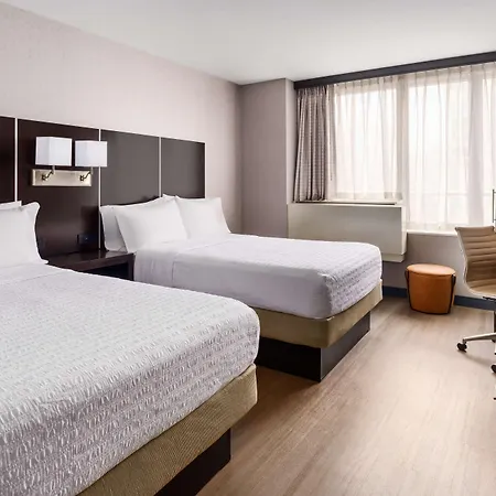 Hampton Times Square 3* New York
