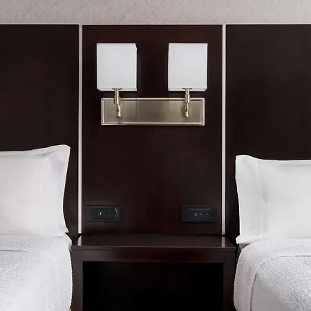 Hampton Times Square Hotel 3*