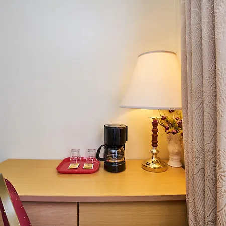 Flushing Hotel