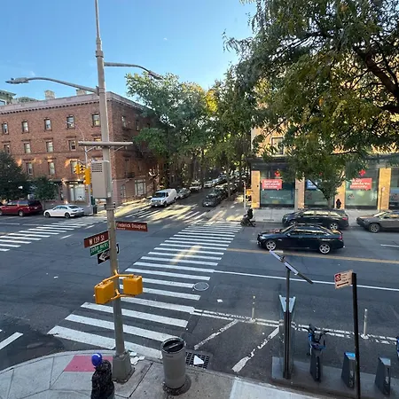 Apartment Large And Luxurious In Strivers Row New York