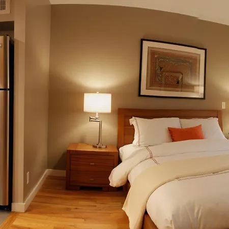 Guest house Sanctuary Nyc Retreats New York