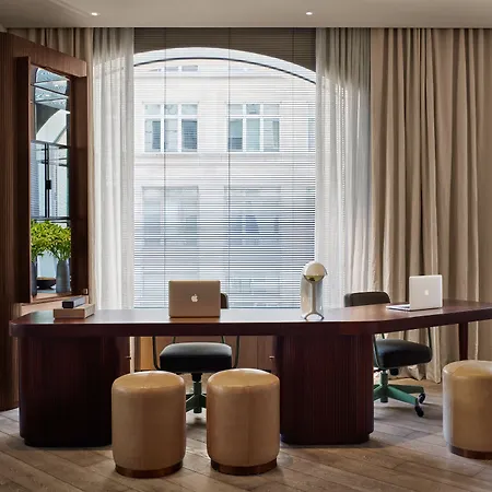 11 Howard, New York, A Member Of Design 5*