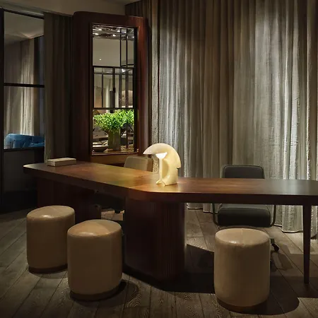11 Howard, New York, A Member Of Design 5*