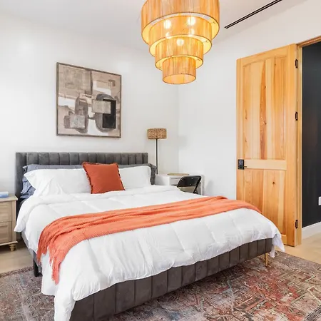 Brooklyn Brownstone Homestay New York