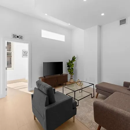 Apartment 19-4g 2br2baths Luxury In East Village New York