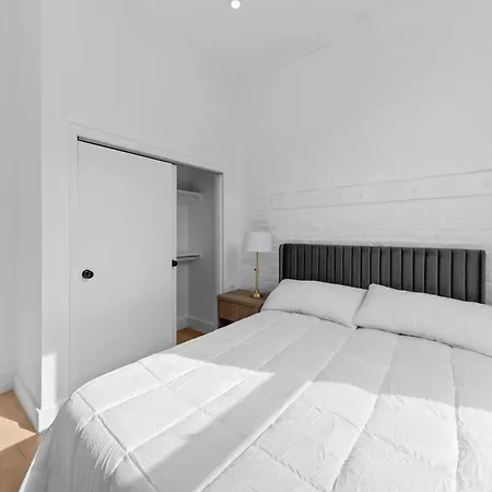 19-4g 2br2baths Luxury In East Village Apartment *