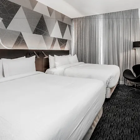 Hotel Courtyard By Marriott Long Island City/new York Manhattan View New York