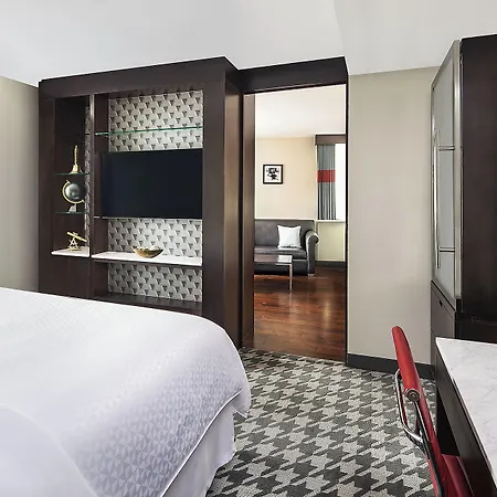 Four Points By Sheraton Downtown Hotel