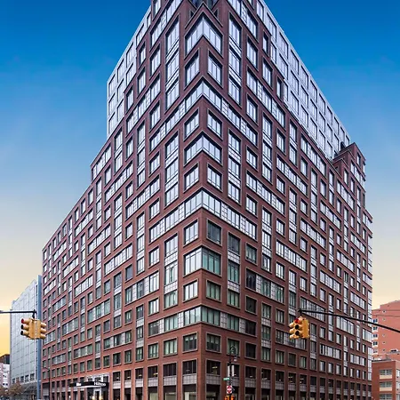 Hilton Brooklyn - Newly Renovated 4*