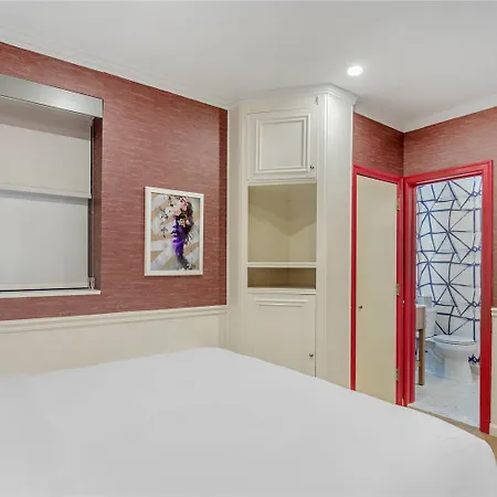 Mayfair Hotel, An Ascend Collection 3* New York
