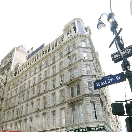 Aparthotel The Nomad