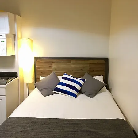 Aparthotel The Nomad 2*