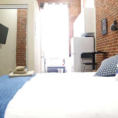 Aparthotel The Nomad 2*