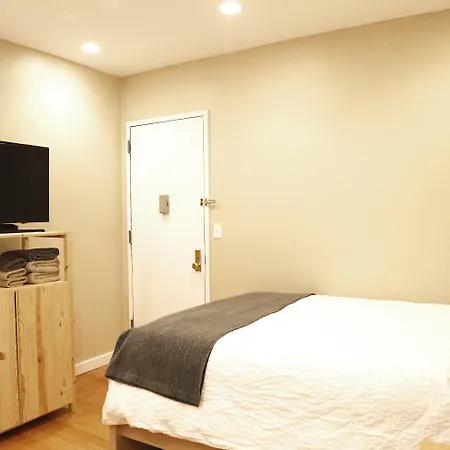 The Nomad Aparthotel