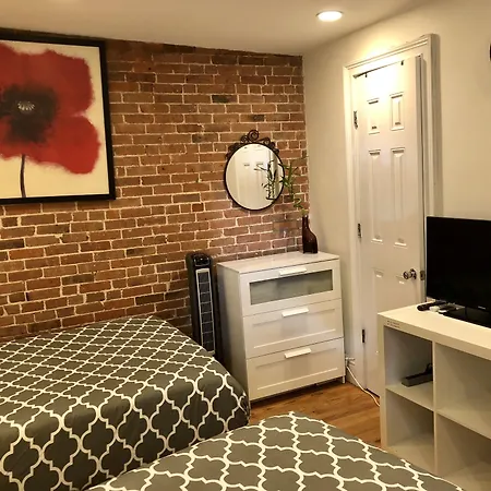The Nomad Aparthotel 2*