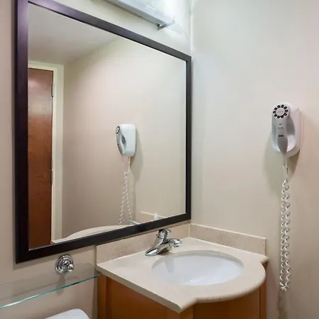 Candlewood Nyc -times Square By Ihg Hotel New York