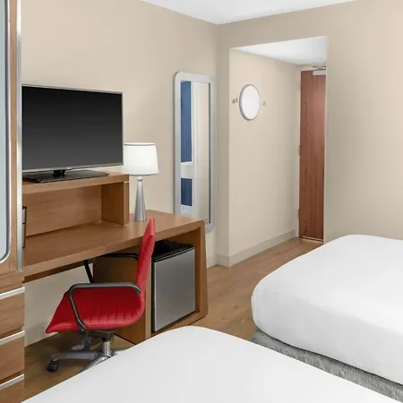 Hotel Fairfield By Marriott Manhattan/financial District