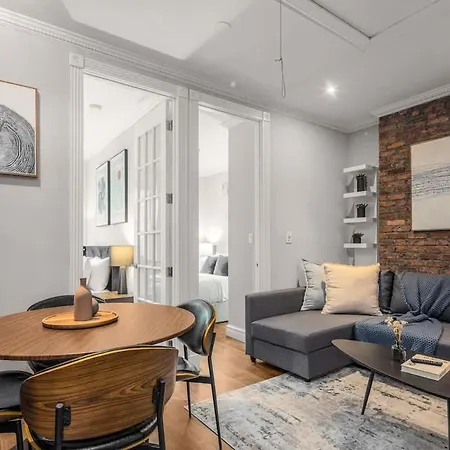 Contemporary Nyc Flat Walk Everywhere New York