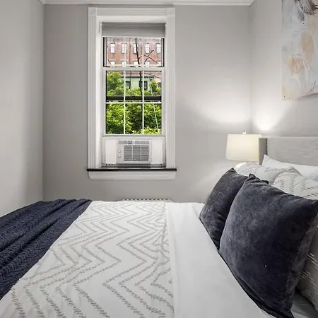 Contemporary Nyc Flat Walk Everywhere Apartment New York