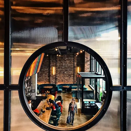 Arlo Williamsburg Hotel 5*